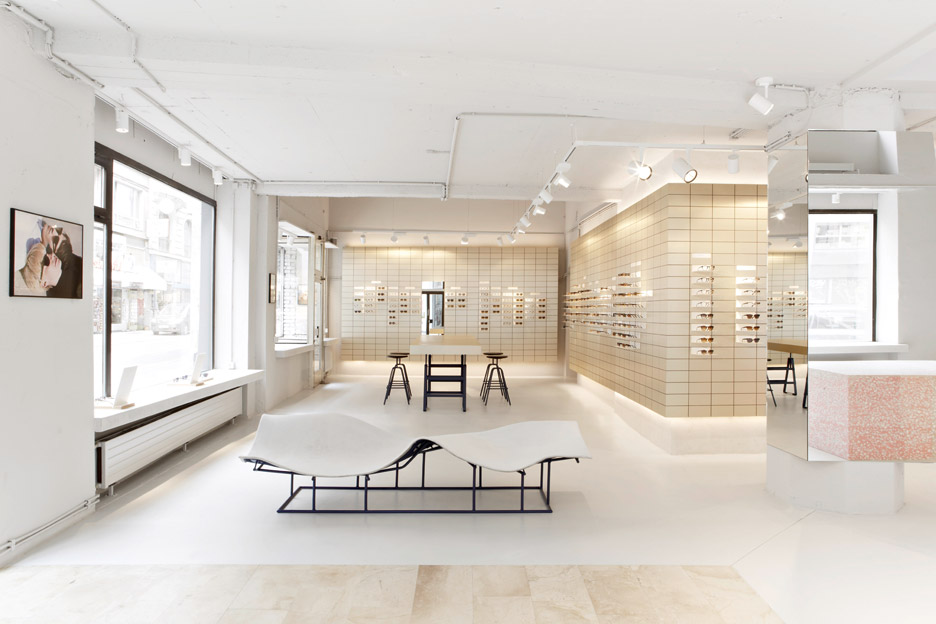 viu-eyewear-flagship-store-shop-austria_dezeen_936_0